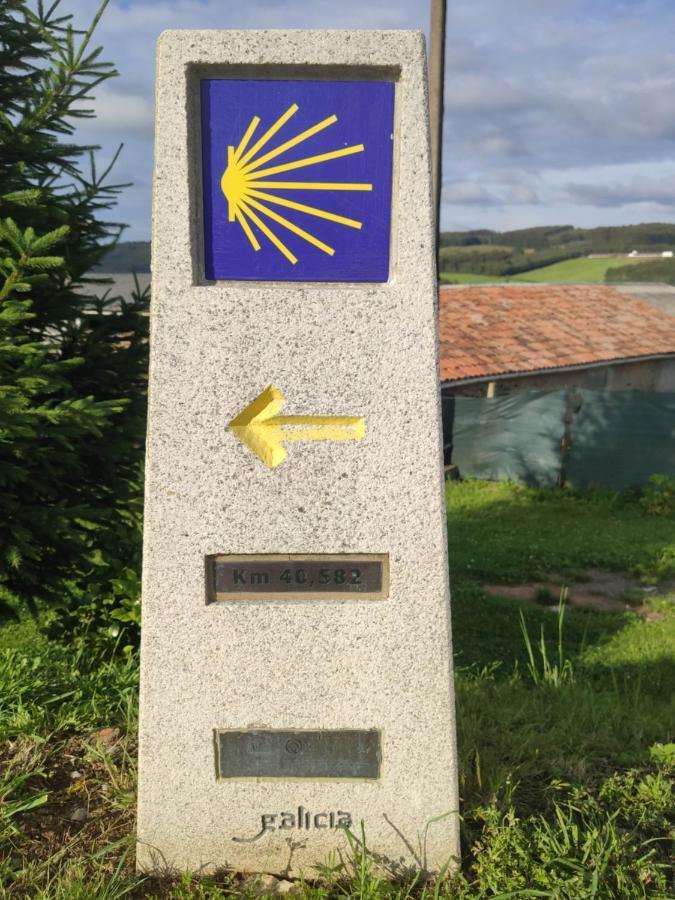 Mirador De Ribadiso Albergue Arzúa Exterior foto